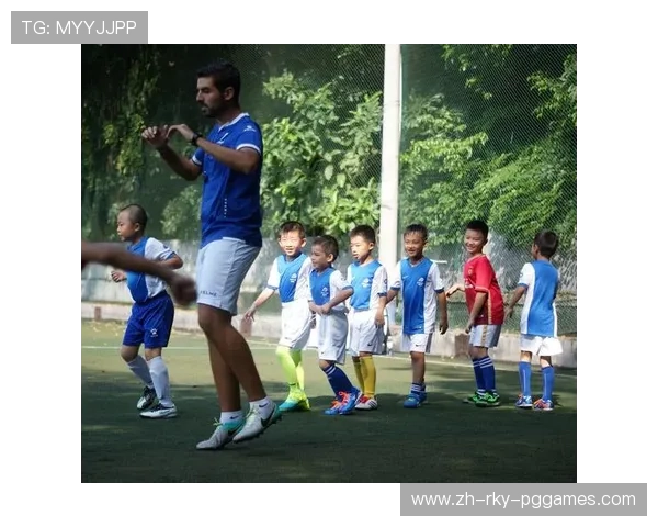 足球紧化过程对足球运动员技能整合训练的指导意义