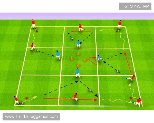 足球比赛中的战略变化与调整